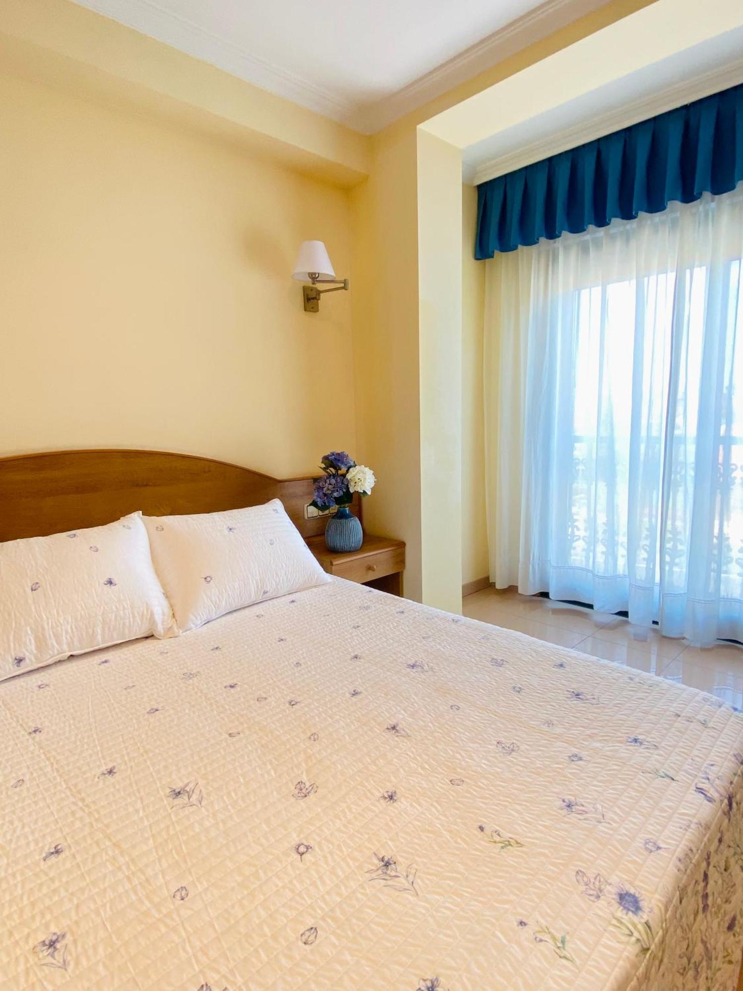 Duerming Areas Playa Hotel Sanxenxo Exterior photo